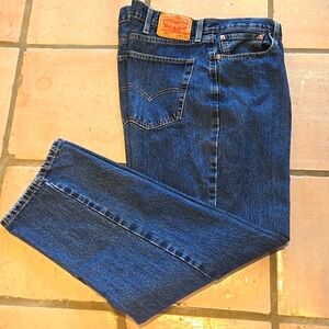 LEVI'S 550 ▪︎ Men's Medium Wash Jeans 40 x 32 in Excellent Condition